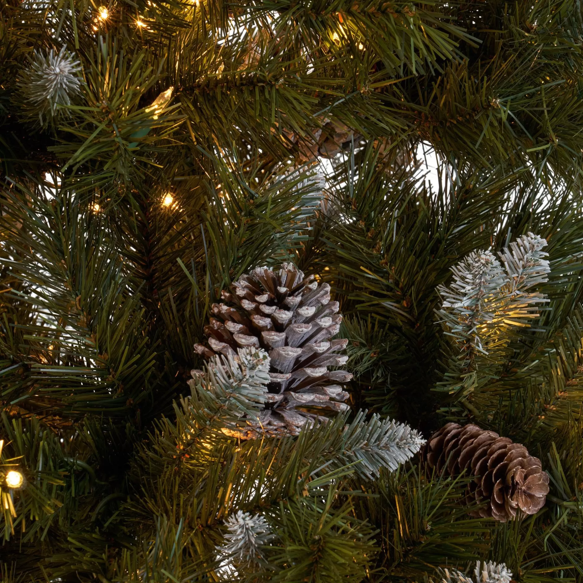 Cheap 4.5' Pre-Lit Full Mixed Spruce Artificial Christmas Tree - Clear Led Lights Pre-Lit