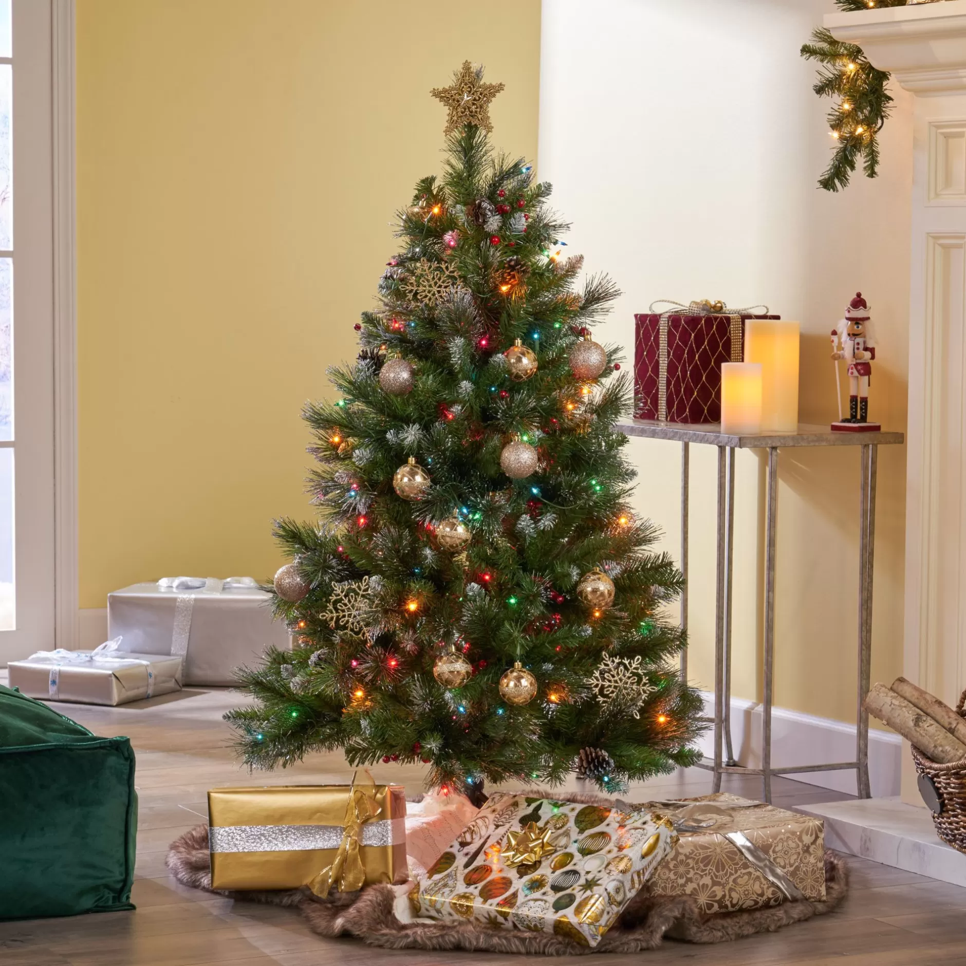 New 4.5' Pre-Lit Full Mixed Spruce Artificial Christmas Tree With Glittered Branches - Multicolor Lights Pre-Lit