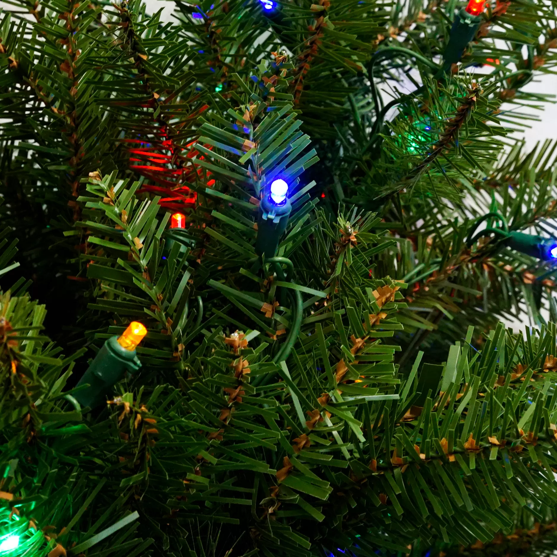 Store 4' Pre-Lit Full Northern Pine Artificial Christmas Tree - Multicolor Led Lights Pre-Lit