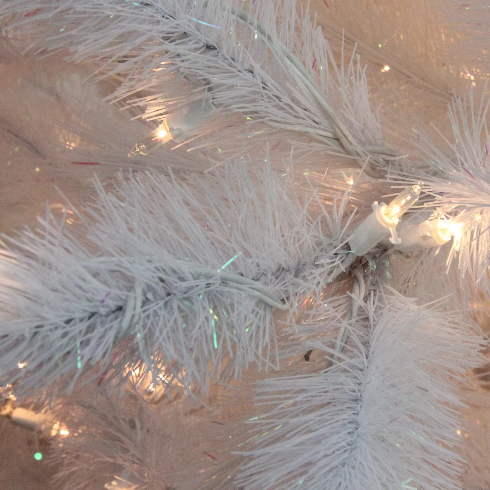 Best 7.5' Pre-Lit Iridescent White Alaskan Pine Artificial Christmas Tree - Clear Lights Colorful