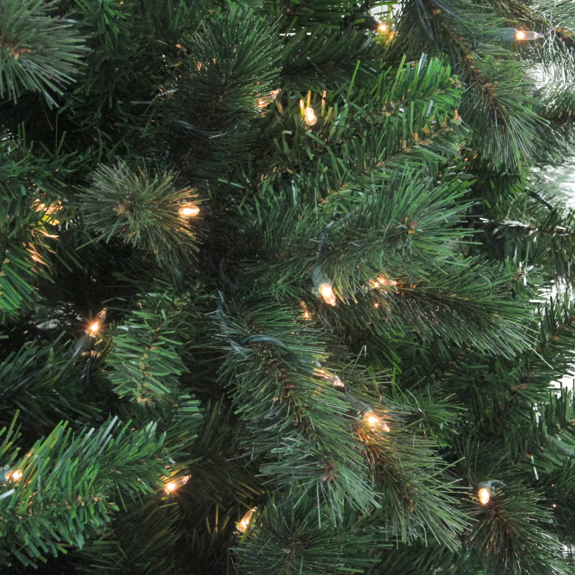 Best 7.5' Pre-Lit Medium Mixed Scotch Pine Artificial Christmas Tree - Clear Lights Pre-Lit