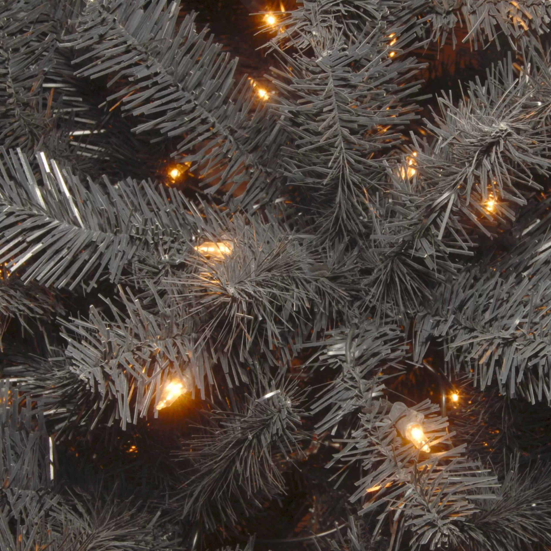 Best 7.5' Pre-Lit North Valley Black Spruce Artificial Christmas Tree - Clear Lights Pre-Lit