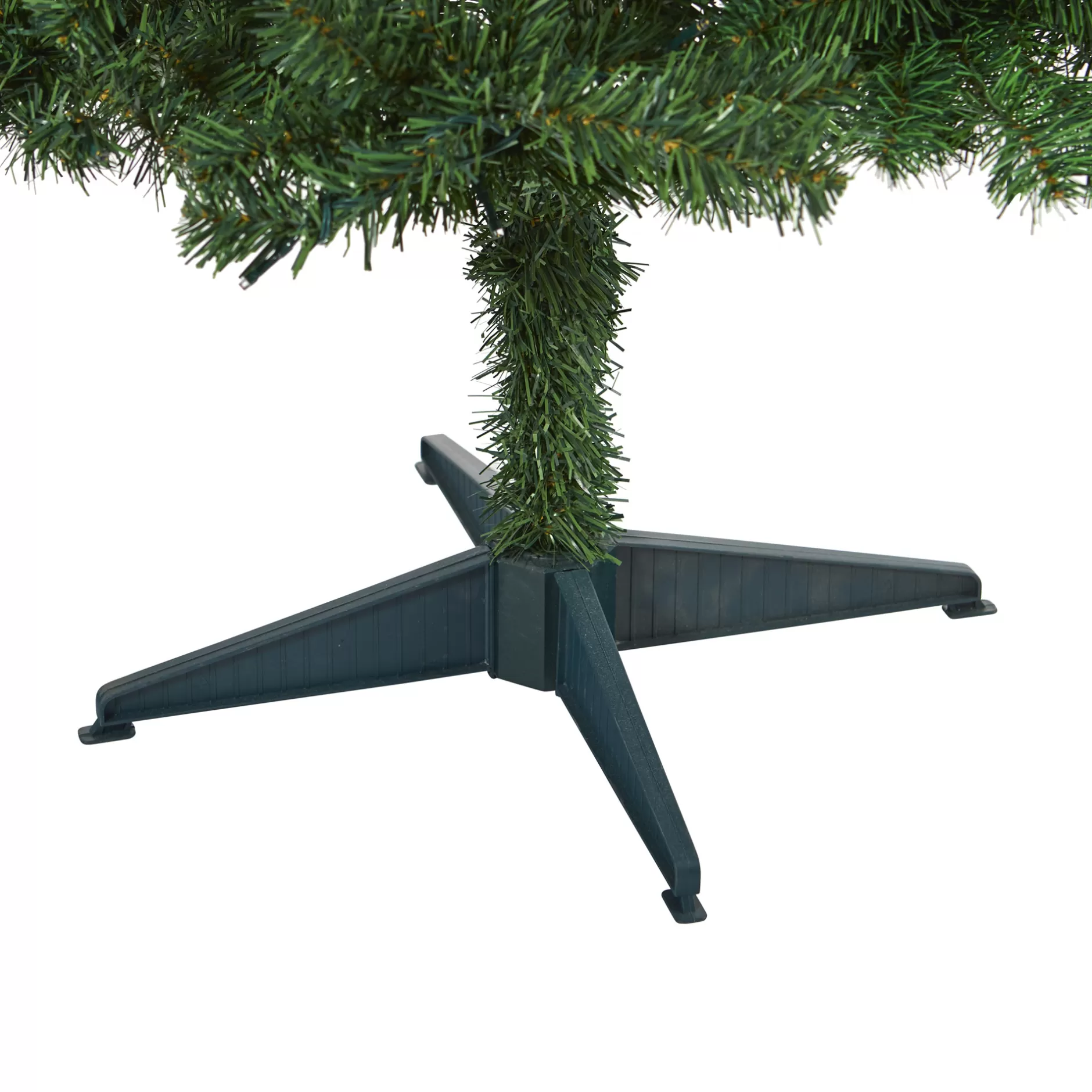 Best 5' Pre-Lit Northern Tip Pine Artificial Christmas Tree, Warm Clear Led Lights Pre-Lit