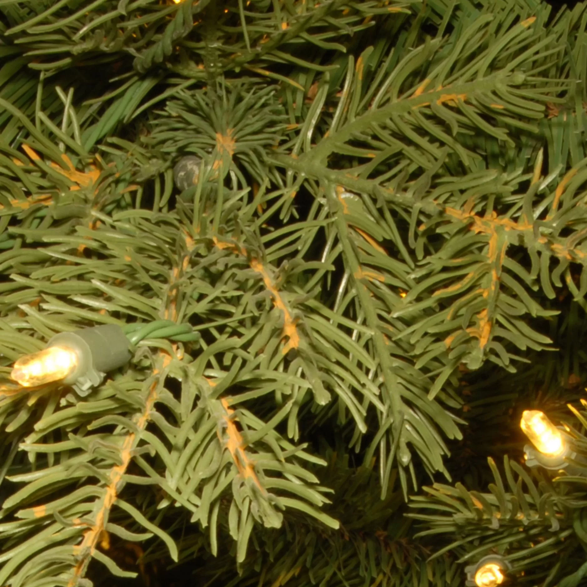 Best 3' Pre-Lit Potted Nordic Spruce Medium Artificial Christmas Tree, Clear Lights Potted